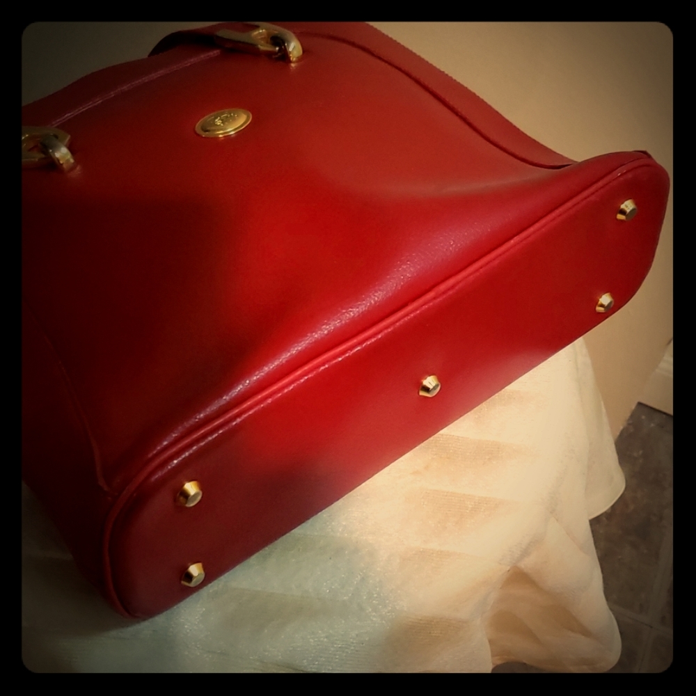 Focus Paris leather shoulder bag